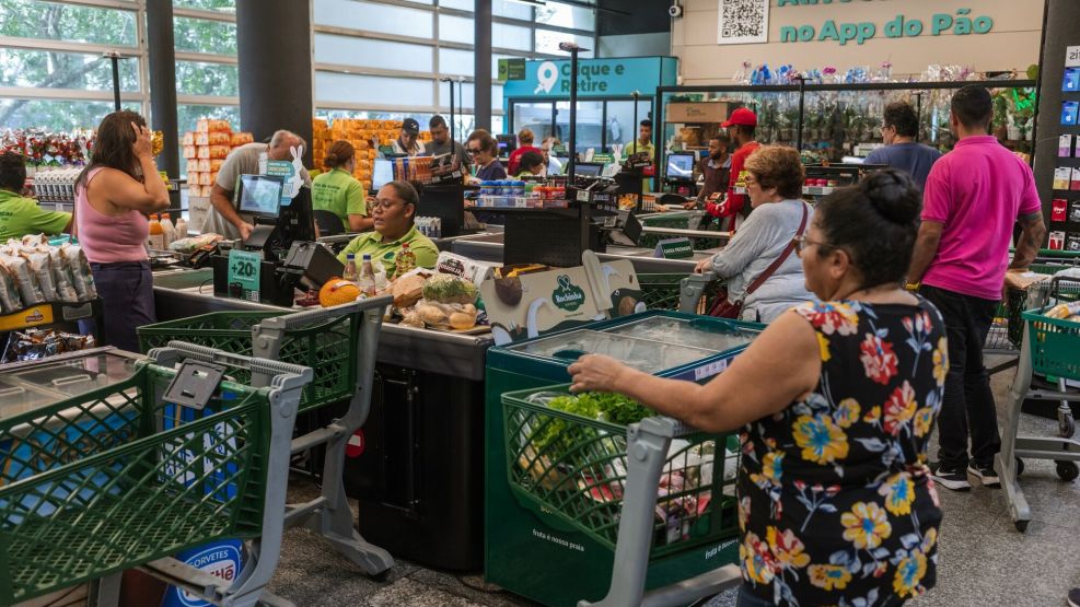 Brazilian Retailer GPA Raises $142 Million in Share Offering
