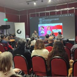 María de los Ángeles Muñoz, speaker en la 50 Feria Internacional del Libro de Buenos Aires | Foto:CONTENT NOTICIAS