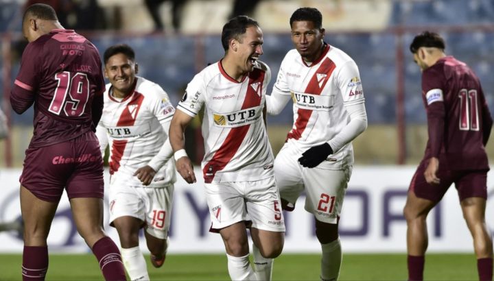 Lanús cayó con Always Ready en El Alto