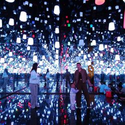 Personas visitan el memorial de Luban, en la ciudad de Tengzhou, en la provincia de Shandong, en el este de China. | Foto:Xinhua/Li Zhijun