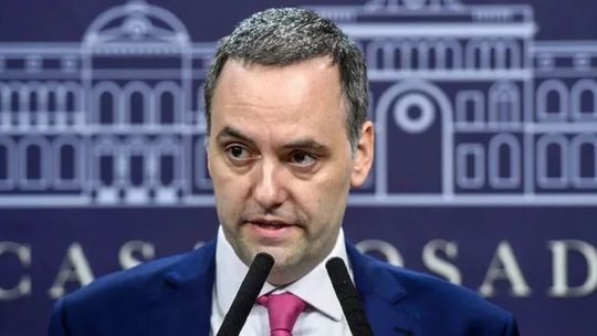 Eduardo Ibarra: “Parece que el caso Adorni no termina nunca”