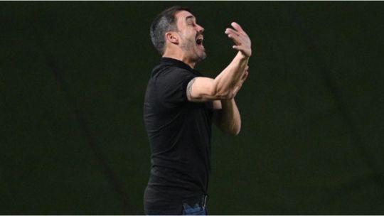 El Chacho Coudet sacó pecho tras el épico triunfo de River y liquidó al arbitraje