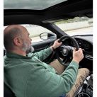 Manejamos el Porsche 911 Carrera T: larga vida a la caja manual