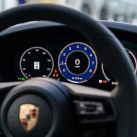 Manejamos el Porsche 911 Carrera T: larga vida a la caja manual