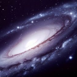 A diferencia de las estrellas modernas como nuestro Sol, estas precursoras estaban compuestas exclusivamente por los elementos químicos más ligeros: hidrógeno y helio.