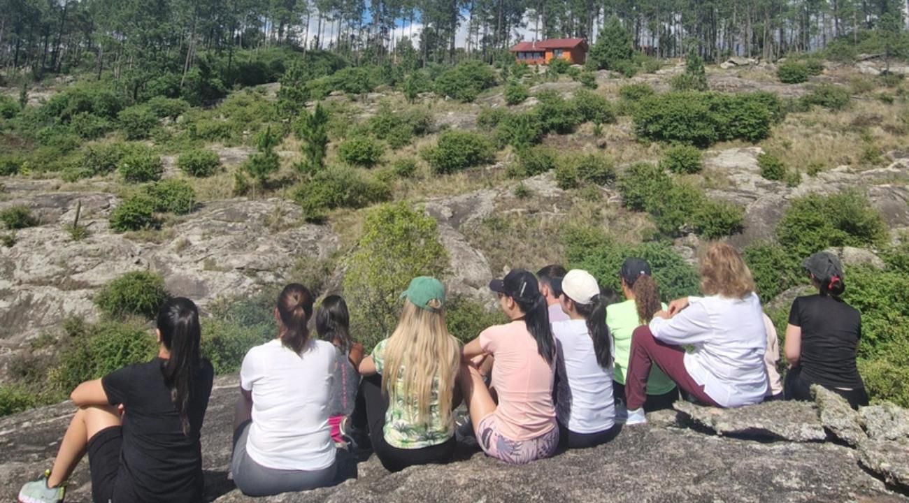 Experiencia Mindfulness y Trekking: Un viaje de conexión profunda en La Cumbrecita