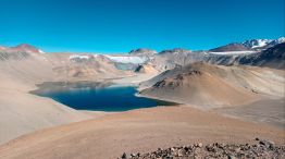 Hallan actividad geotérmica profunda en el volcán Incapillo de la cordillera riojana