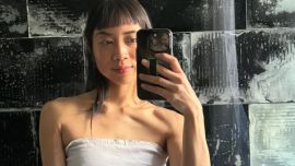 Adiós al helecho tradicional: la tendencia Swiss cheese plant que Débora Nishimoto muestra en su casa