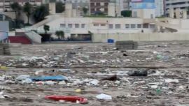 Playas con basura y balnearios destruidos tras la ciclogénesis en Mar del Plata: cómo quedó la costa sur