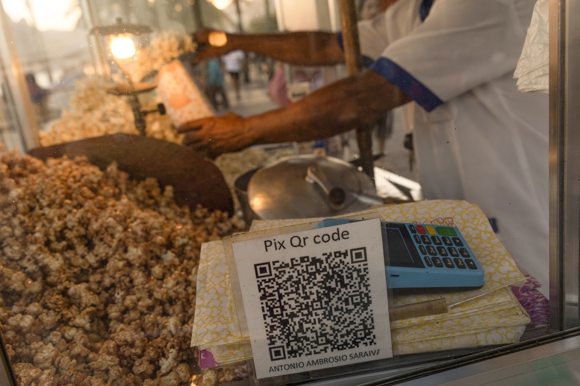 Pix Instant-Payment System Ahead Of Brazil's Economic Activity Data 