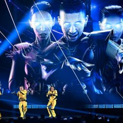 Los cantantes georgianos Giorgi Shiolashvili, Mariam Tatulashvili y Mariam Kikuashvili, integrantes del grupo Bzikebi y representantes de Georgia con la canción «On Replay», actúan durante un ensayo general para la primera semifinal del Festival de Eurovisión 2026 (ESC) en el Wiener Stadthalle de Viena, Austria. | Foto:TOBIAS SCHWARZ / AFP