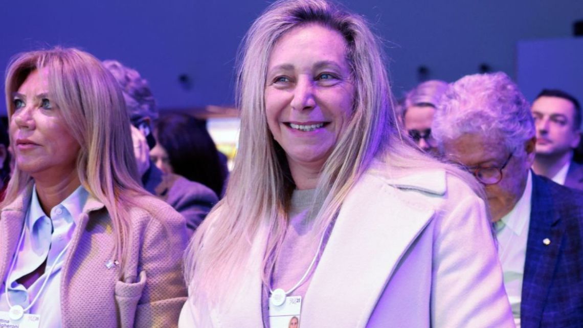 Karina Milei impulsa cambios en la Casa Rosada: mudan la histórica biblioteca y renuevan la vajilla