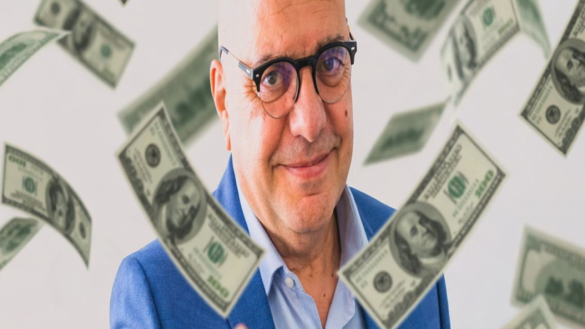 El "gurú del blue" cree que la inflación puede bajar más, pero advierte por el dólar