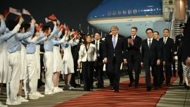 Trump llegó a Beijing para la cumbre del "G2": comercio, Irán y tierras raras en la agenda bilateral con Xi Jinping