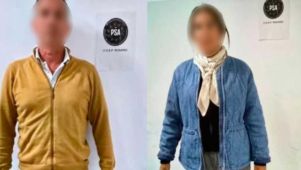 Escándalo en pleno vuelo: todo sobre la denuncia contra la pareja que tuvo sexo en el avión.
