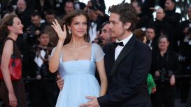 Barbara Palvin está embarazada: espera su primer hijo con Dylan Sprouse y lo anunciaron en el Festival de Cannes
