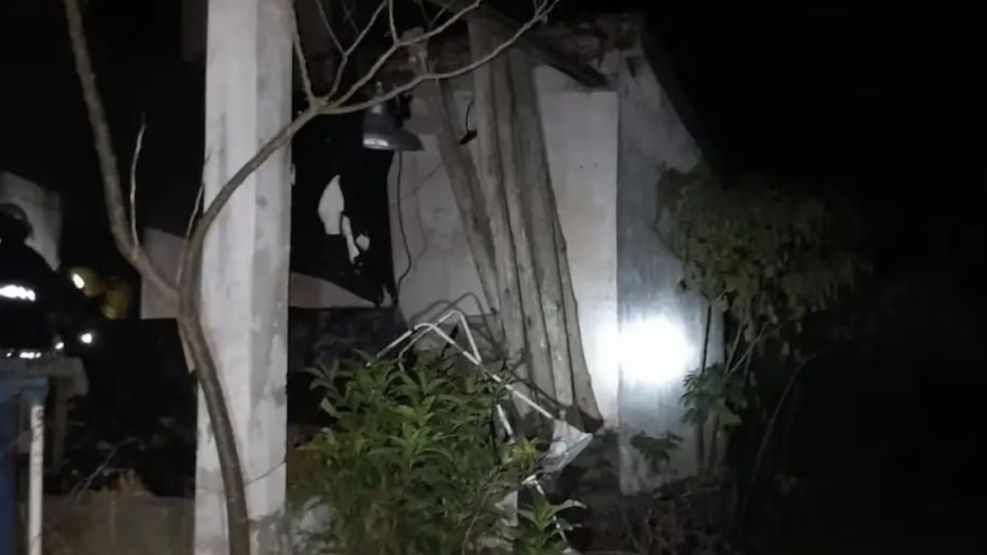 Murió una nena de 3 años en un incendio en Salsipuedes: su hermana gemela fue rescatada por un vecino bombero