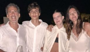 Dolores Trull, Alejandro Pueyrredón y sus hijos Cala y Félix