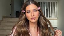 La China Suárez sorprendió con un “shadow root” beige miel y adelantó la tendencia del invierno 2026