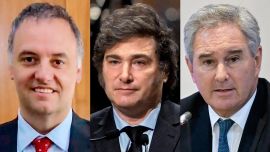 Adorni sigue sin poder comunicar gestión: suspendió una conferencia y se fue a Olivos