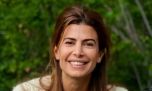Adiós al minimalismo: el rincón rojo de Juliana Awada que marca la nueva tendencia en decoración