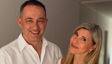 Fernando Carlos junto a su esposa, Verónica