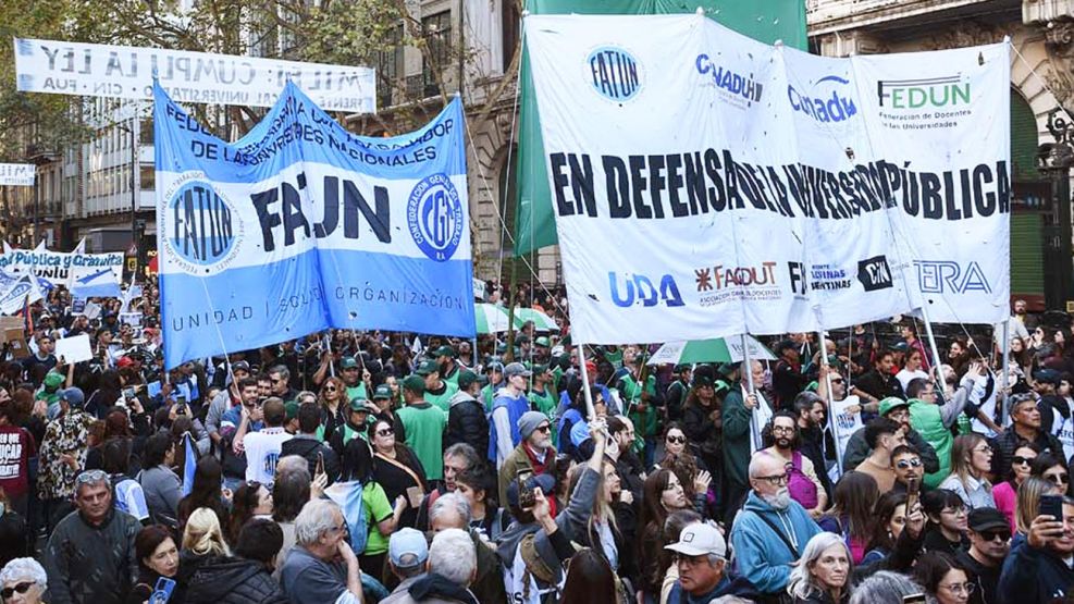 170526_marcha_universidad_publica_protesta_cuarterolo_g
