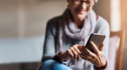 Estafas digitales a adultos mayores