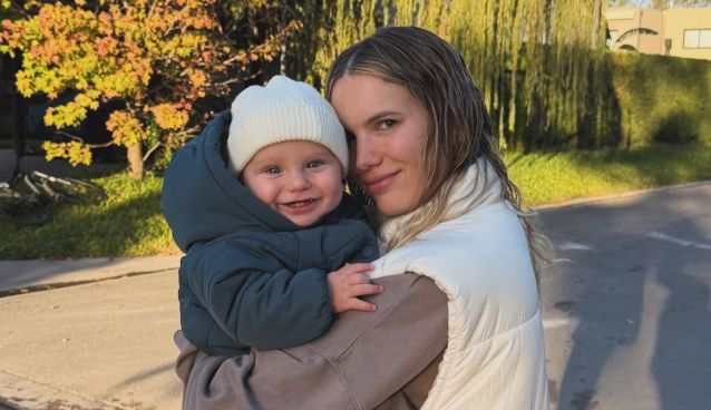 Eva Bargiela y su bebé, Faustino