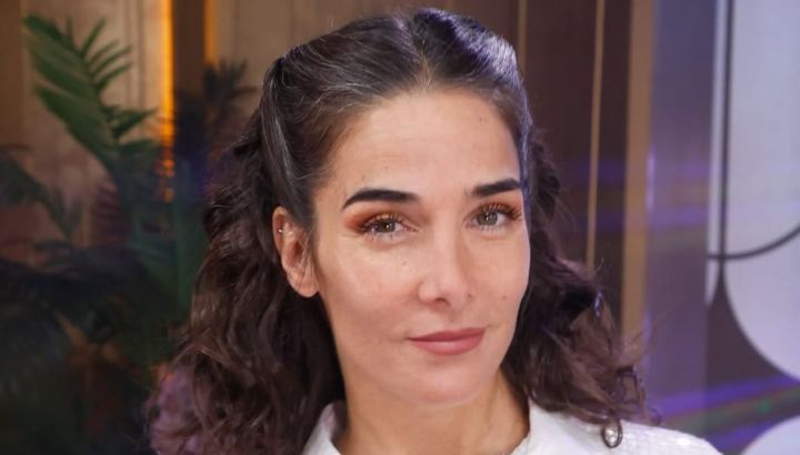 Juana Viale adelantó la tendencia europea de invierno con el pantalón balloon de pana