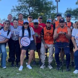 La escena refleja una realidad que se consolida en Pergamino: chicos, familias y pescadores experimentados compartiendo jornadas al aire libre, recuperando espacios naturales y encontrando en la pesca mucho más que un hobby.