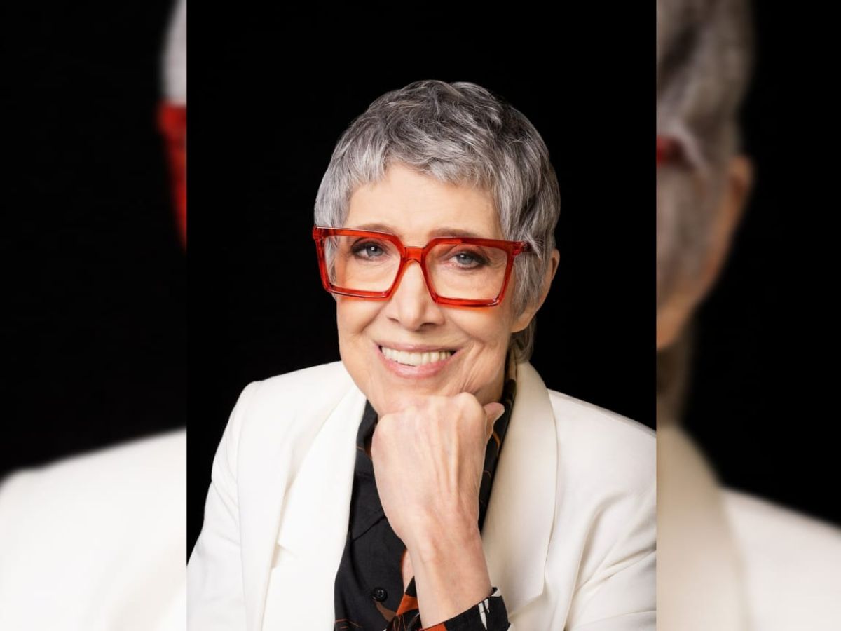 Teresa Parodi, Cantautora: “Con todo esto del negacionismo que estamos viviendo, volví a escuchar Los Dinosaurios” 