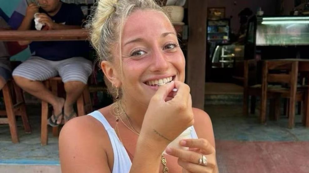 Serena Andreata, la joven rosarina que murió en Australia. 