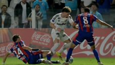 San Lorenzo enfrentando a Santos