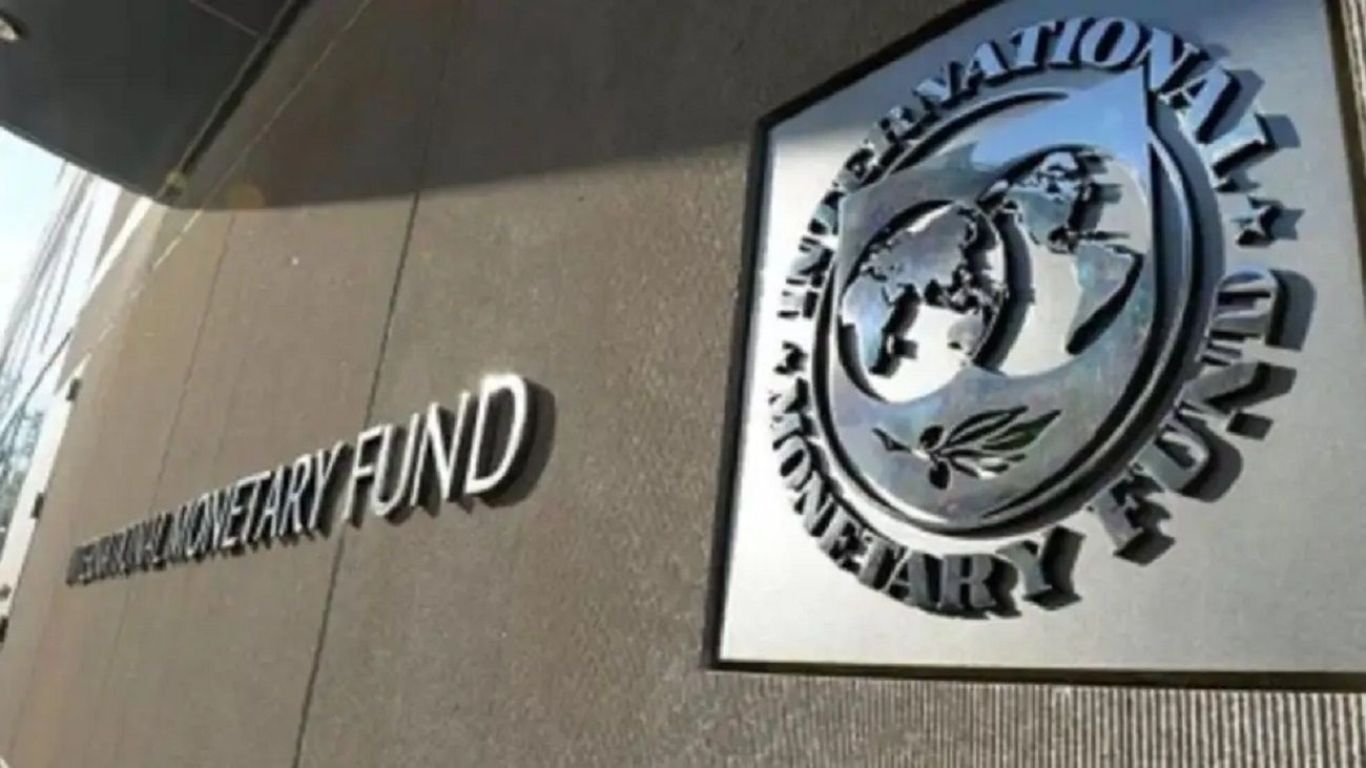 FMI y Argentina: aseguran que el giro de US$1.000 millones 