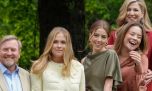 Nueva foto oficial de la casa real de Países Bajos: Máxima Zorreguieta y sus hijas deslumbraron con sus looks armoniosos