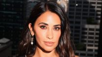 Antonela Roccuzzo lució la fórmula perfecta del boss chic moderno y lo elevó con una cartera exclusiva	