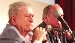 Escrache a Eduardo Duhalde