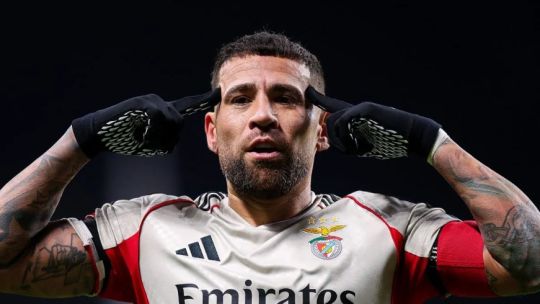 Nicolás Otamendi podría ser nuevo refuerzo de River 