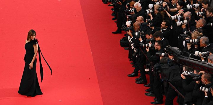 La actriz española Penélope Cruz llega a la proyección de la película "La Bola Negra" en la 79ª edición del Festival de Cine de Cannes, en Cannes, al sur de Francia.
