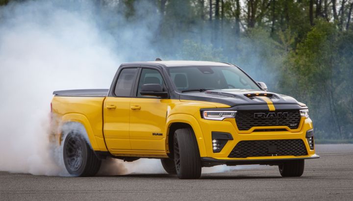 Ram 1500 Rumble Bee: vuelve la pick-up deportiva con motores V8 de hasta 777 CV