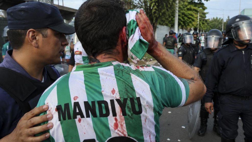 hincha de mandiyú indemnizado