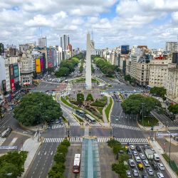 El Obelisco festeja los 90.