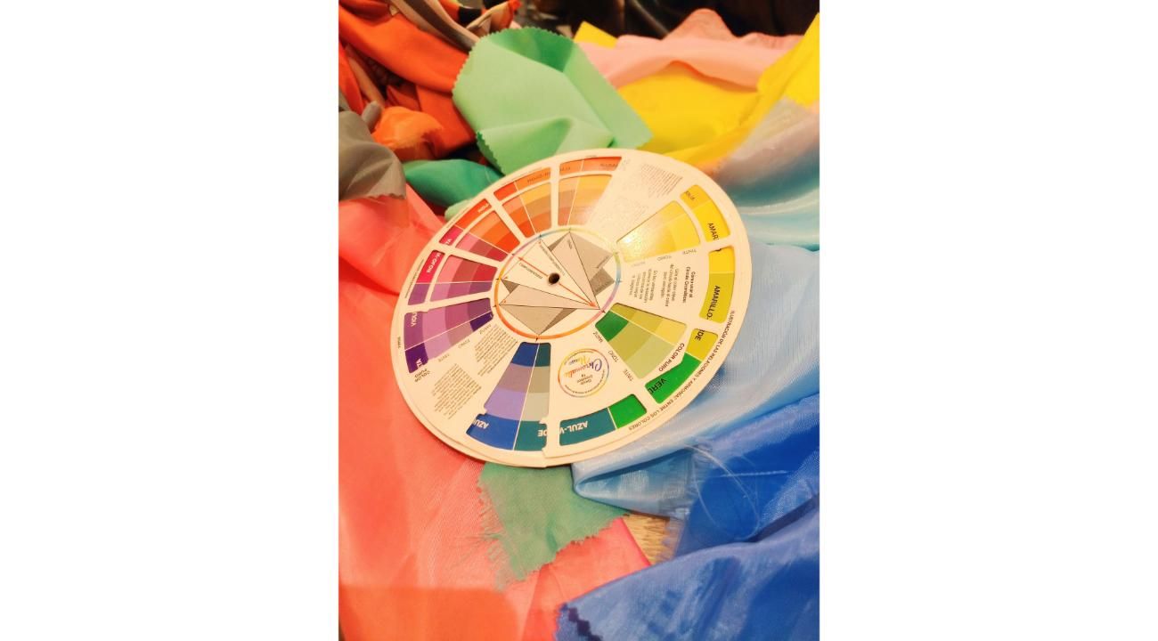 Psicología del color: cómo usar los colores para potenciar tu imagen personal