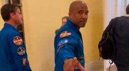 Un hombre se filtró en el Congreso de EE.UU e increpó a los astronautas de Artemis II 22052026