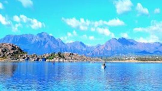 El Cajón: pesca rendidora en las sierras