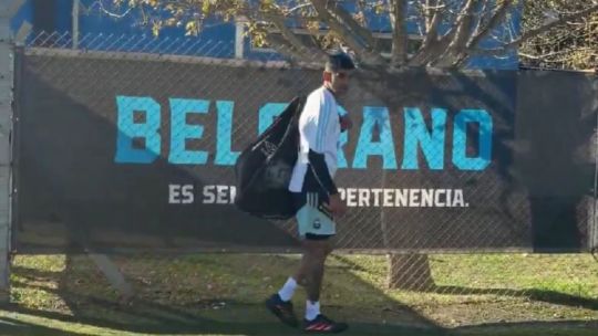 Cuti Romero acompaña al plantel de Belgrano antes de la final con River: polémica por su ausencia en Tottenham