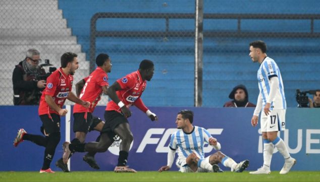 Racing eliminado de la Copa Sudamericana
