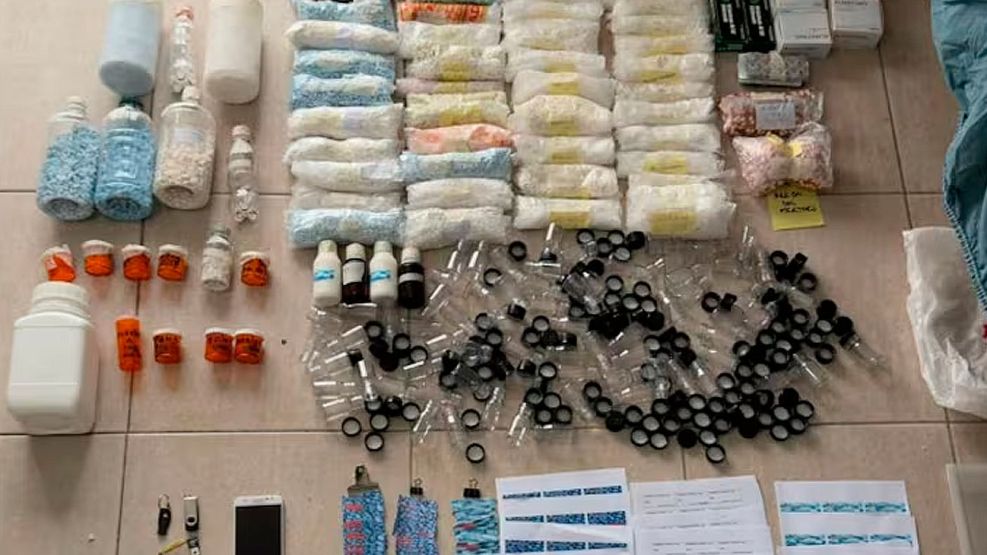 Cayó “el rey del Viagra” en Buenos Aires: tenía más de 8.000 pastillas y las vendía en redes sociales