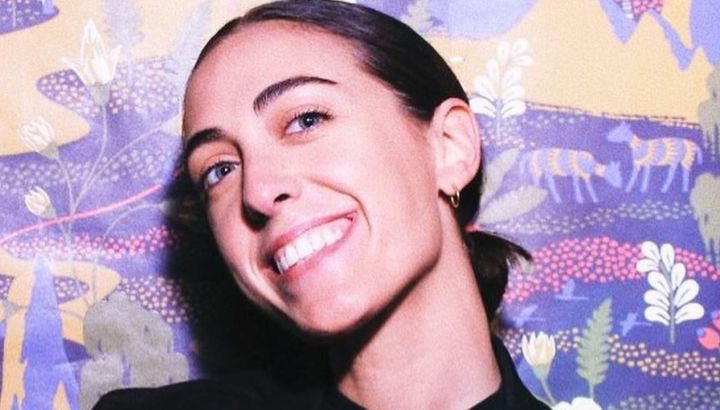 Adiós a los vestidos largos: Eliane Awada deslumbró en su casamiento con un conjunto sastrero